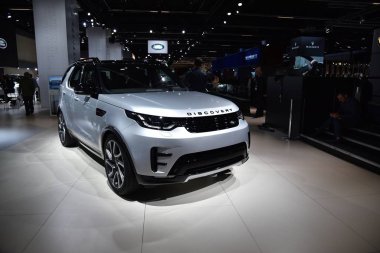 Frankfurt, Almanya, 12-2017: Iaa 2017 'de Land Rover Discovery