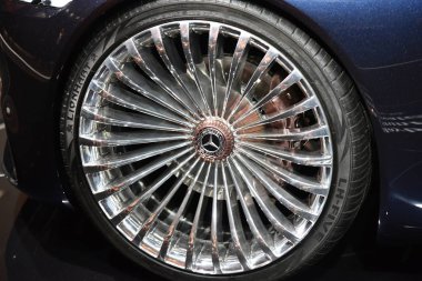 Frankfurt, Almanya, 13 Eylül 2017: Vizyon Mercedes-Maybach 6 Cabriolet Iaa 2017