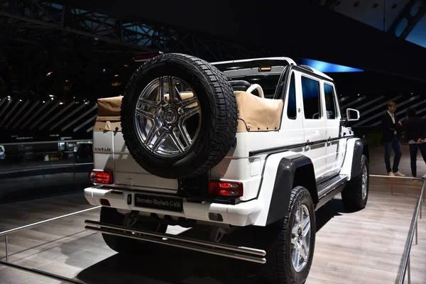 Frankfurt, Germany, September 13-2017: Mercedes-Maybach G 650 Landaulet at IAA 2017 — Stock Photo, Image