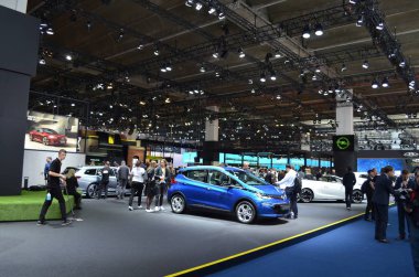 Frankfurt, Almanya, 12-2017: Iaa 2017 'de Opel Ampera-e