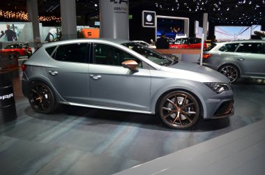Frankfurt, Almanya, 13 Eylül 2017: Iaa 2017 'de Leon Cupra R koltuğu