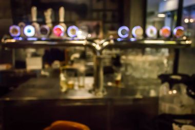 Bulanık içecekler bar arka plan ile sayaç 