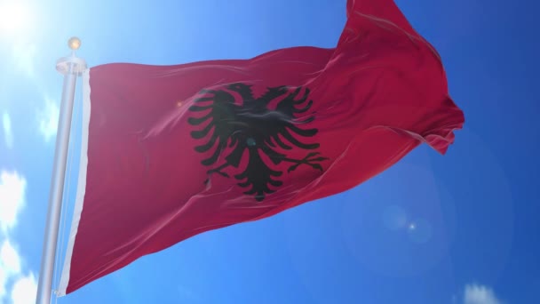 Αλβανία Κινουμένων Σχεδίων Σημαία Στον Άνεμο Μπλε Ουρανό Στο Παρασκήνιο — Αρχείο Βίντεο