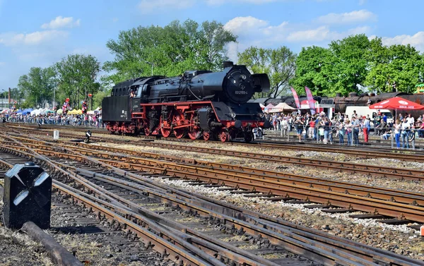 El desfile anual sobre locomotoras de vapor en Wolsztyn, Polonia . — Foto de Stock
