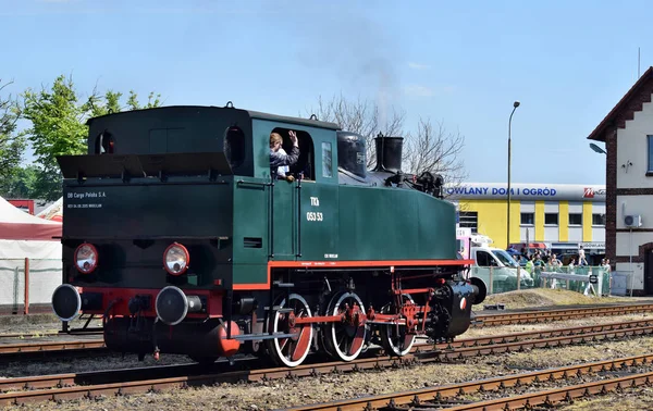 El desfile anual sobre locomotoras de vapor en Wolsztyn, Polonia . — Foto de Stock