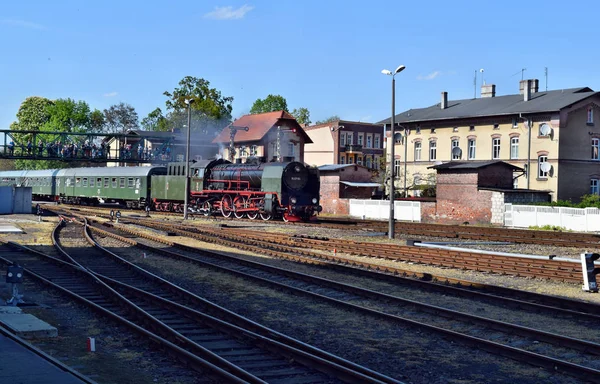 De jaarlijkse parade over stoomlocomotieven in Wolsztyn, Polen. — Stockfoto