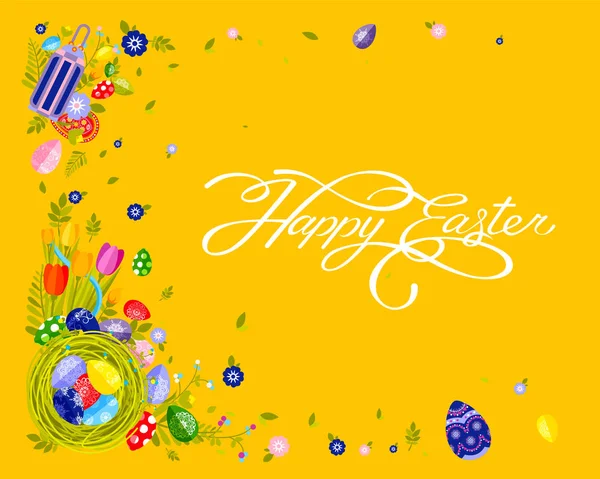 Banner inskription hand bokstäver kalligrafi Glad påsk boet med färgade ägg, våren tulip gul bakgrund — Stock vektor