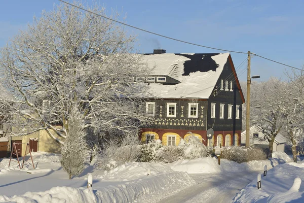 Üst Lusatian Evde Sakson Kışın — Stok fotoğraf