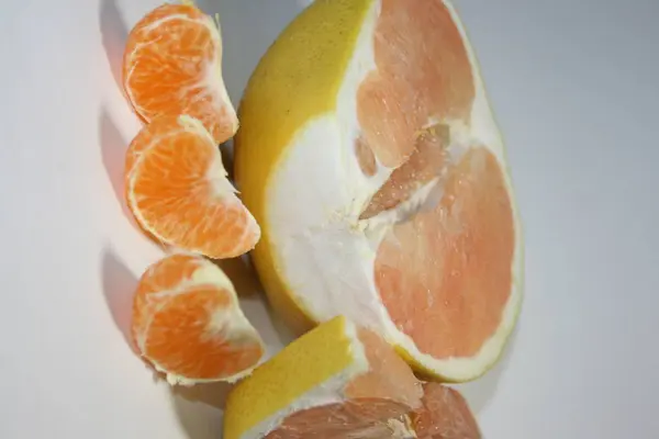 Mandarina Aislada Sobre Fondo Blanco — Foto de Stock