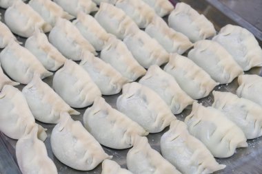 Farklı tatlardaki hamur tatları, ev yapımı ve sağlıklı..