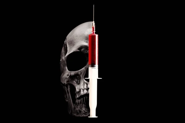 Skull Syringe Red Liquid Black Background Concept Drug Addiction — Stock Photo, Image