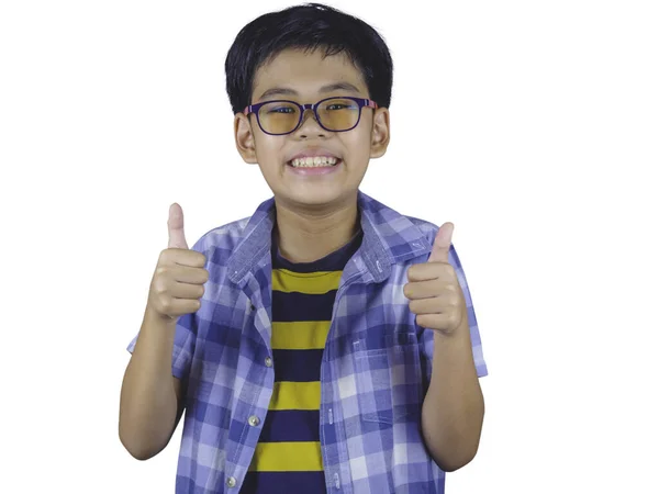 Azji Chłopiec Noszenie Okularów Uśmiechem Pokazując Kciuki Góry Sukces Znak — Zdjęcie stockowe