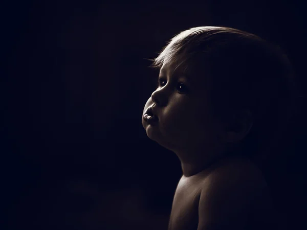 Retrato de bebê assustado . — Fotografia de Stock