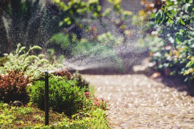 Bahçe su sistemi.