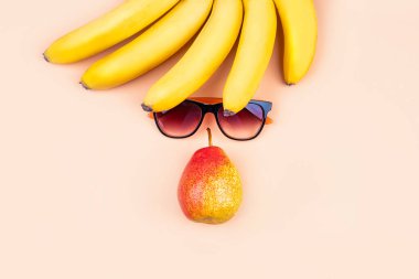 Meyve, güneş gözlüğü bileşimi.