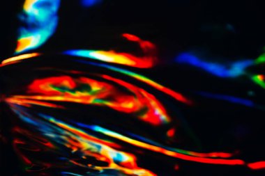 Holografik yanardöner yüzey