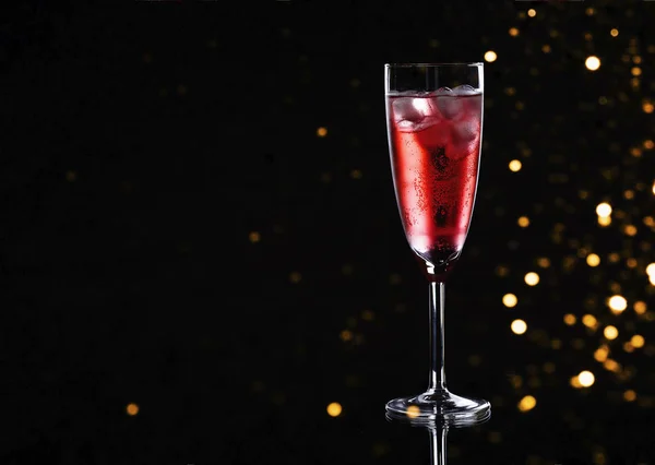 Ett glas champagne — Stockfoto