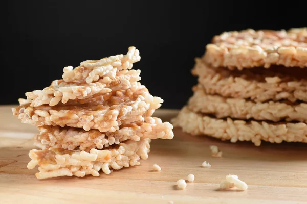 Tatlı pirinç kraker veya Khao Tan, Tayland