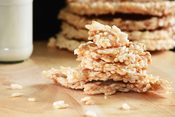 Tatlı pirinç kraker veya Khao Tan, Tayland