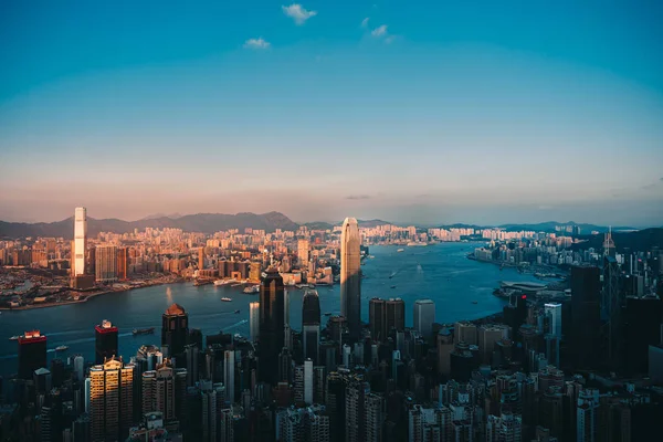 Miasto Hongkong. Widok z Victoria szczyt — Zdjęcie stockowe