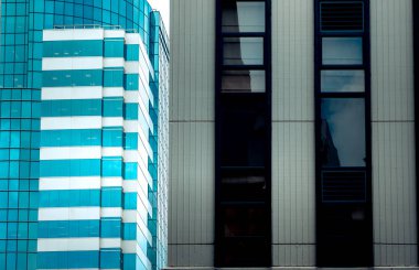 Ticaret binası kapanıyor; Wellington Ofis Binası. 