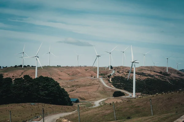 Paisaje con parque eólico en Wellington — Foto de Stock
