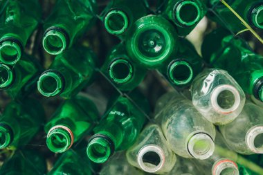 Plastik şişe duvarı; Şişe Geri Dönüşümü; 