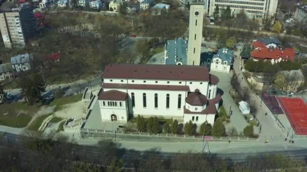 圣母进殿教堂 Church Intercession Blessed Virgin 是利查克夫的一座邪教建筑 位于利查克夫 Lychakiv 的历史地段 是一座具有坎帕尼尔斯塔楼的大教堂 — 图库视频影像