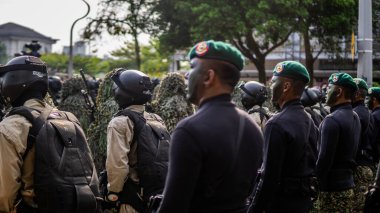 Putrajaya, Malezya - 31 Ağustos 2019: 62. Bağımsızlık Günü veya Putrajaya 'da Malezya' nın Merdeka Günü kutlamalarında yürüyüş birliklerinin yakın görüntüsü.