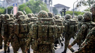 Putrajaya, Malezya - 31 Ağustos 2019: 62. Bağımsızlık Günü veya Putrajaya 'da Malezya' nın Merdeka Günü kutlamalarında yürüyüş birliklerinin yakın görüntüsü.