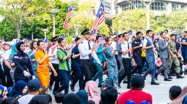 Putrajaya, Malezya - 31 Ağustos 2019: 62. Bağımsızlık Günü veya Putrajaya 'da Malezya' nın Merdeka Günü kutlamalarında yürüyüş birliklerinin yakın görüntüsü.