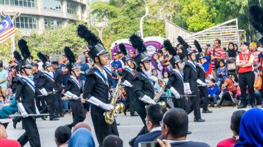 Putrajaya, Malezya - 31 Ağustos 2019: 62. Bağımsızlık Günü veya Putrajaya 'da Malezya' nın Merdeka Günü kutlamalarında yürüyüş birliklerinin yakın görüntüsü.