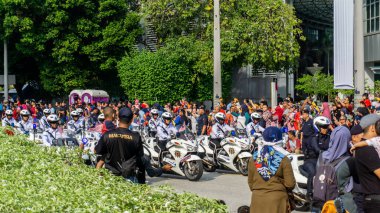 Putrajaya, Malezya - 31 Ağustos 2019: 62. Bağımsızlık Günü veya Putrajaya 'da Malezya' nın Merdeka Günü kutlamalarında yürüyüş birliklerinin yakın görüntüsü.