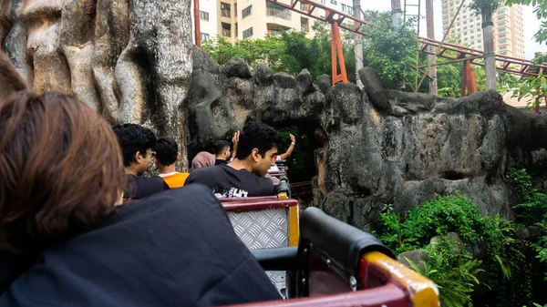 Subang Jaya Malasia Noviembre 2019 Turista Montando Una Montaña Rusa — Foto de Stock