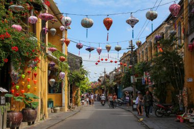 Hoi 'nin güzel sokakları Orta Vietnam