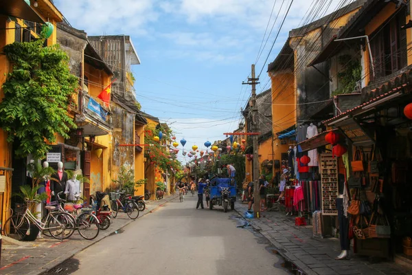Hoi 'nin güzel sokakları Orta Vietnam