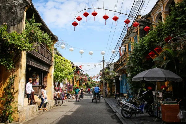 Hoi 'nin güzel sokakları Orta Vietnam