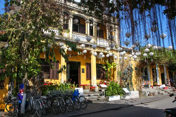 Hermosas calles en Hoi An Central Vietnam — Foto de Stock