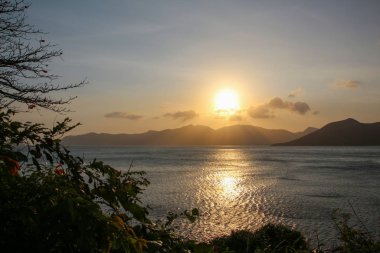 Con Dao Adalarında güneş batar