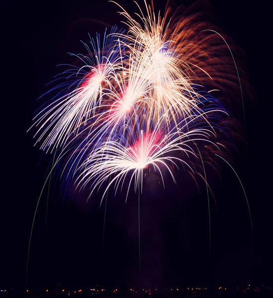 Fireworks isolated in dark background. Amazing explosion in dark sky background, Malta fireworks festival, 4 of July, Independence day, explode, gold explosion, fireworks close up — Stock Photo, Image