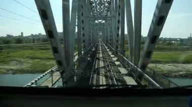 Tren sürmek Nehri Köprüsü