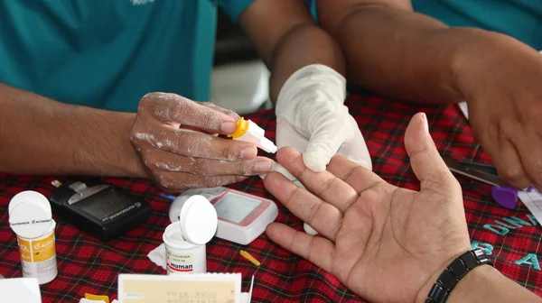 Перевірка Якості Здоров Через Кров Допомогою Спеціального Інструменту Батанг Індонезія — стокове фото