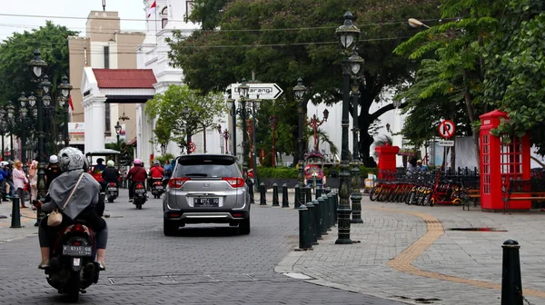 Olika samhälls- och turistattraktioner i det gamla Semarangkomplexet — Stockfoto