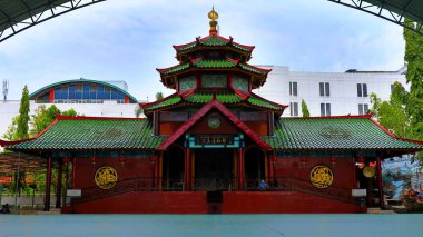  Surabaya 'daki Cheng Ho Camii Çinli bir Müslüman nüansıdır.