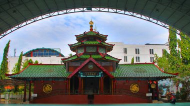  Surabaya 'daki Cheng Ho Camii Çinli bir Müslüman nüansıdır.