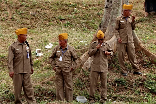 Batang Indonesia September 2019 Anggota Tentara Veteran Saat Bersantai Bawah — Stok Foto