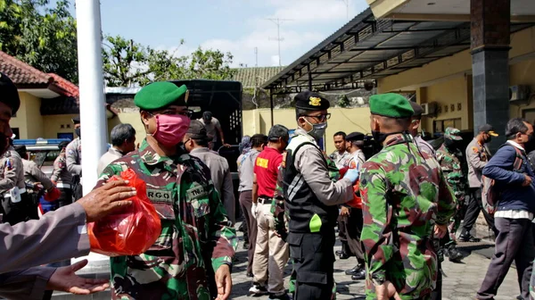 Blurry Imagens Foco Suave Membros Exército Polícia Usam Máscaras Suas — Fotografia de Stock