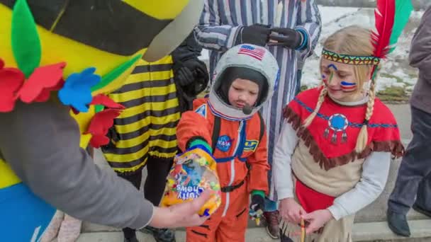 Some Costumes Festival Reallly Unique Crowd Watching Parade — Stockvideo