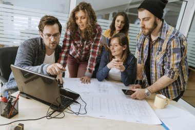 Takım, serbest ofiste başlatmak