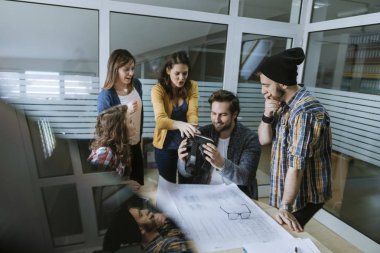 Takım, serbest ofiste başlatmak